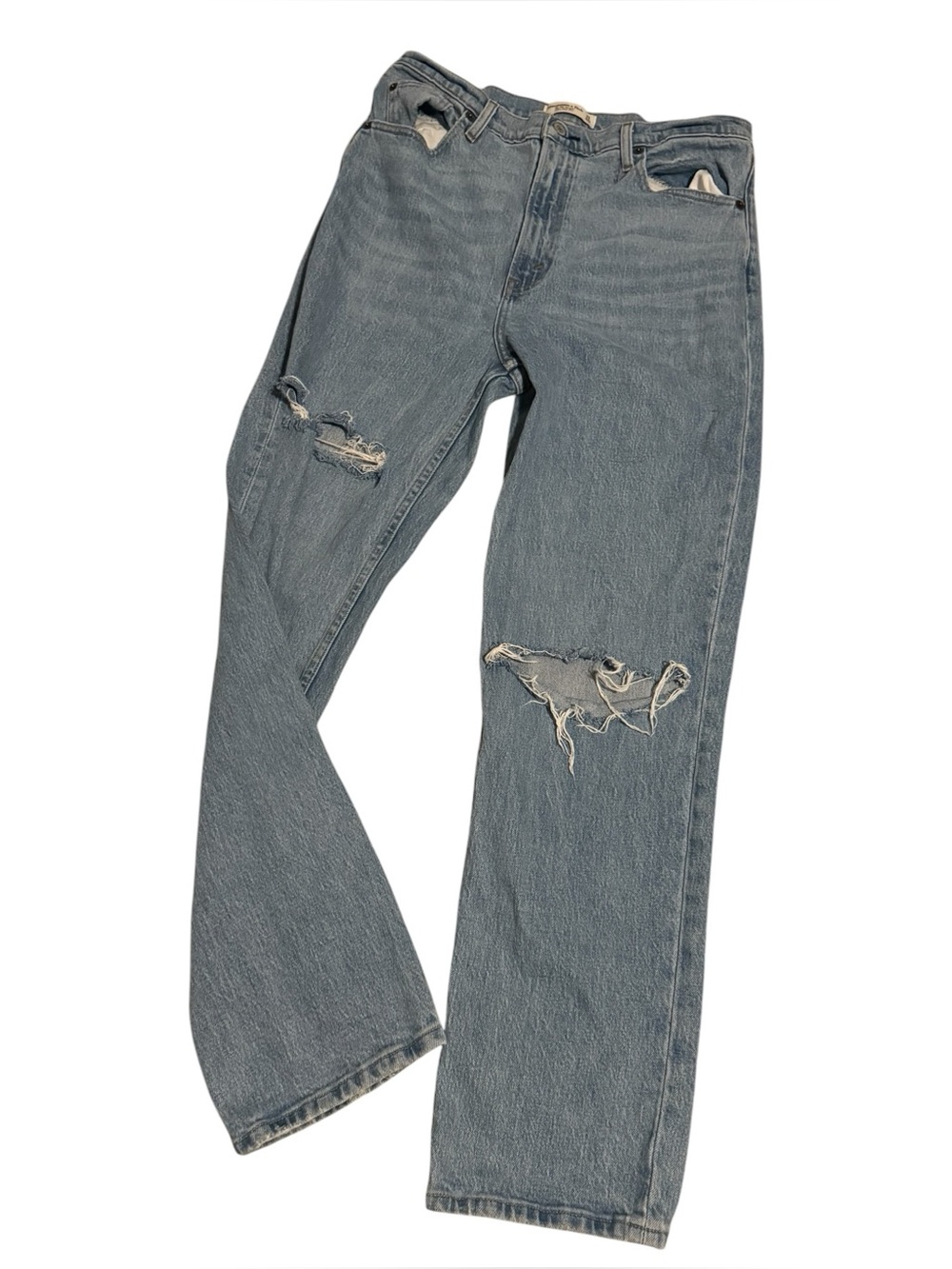✨💙Abercrombie Ultra High Rise 90s Straight Distressed Jeans Size 31/12 Regular